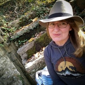 Meet your Posher, Constance